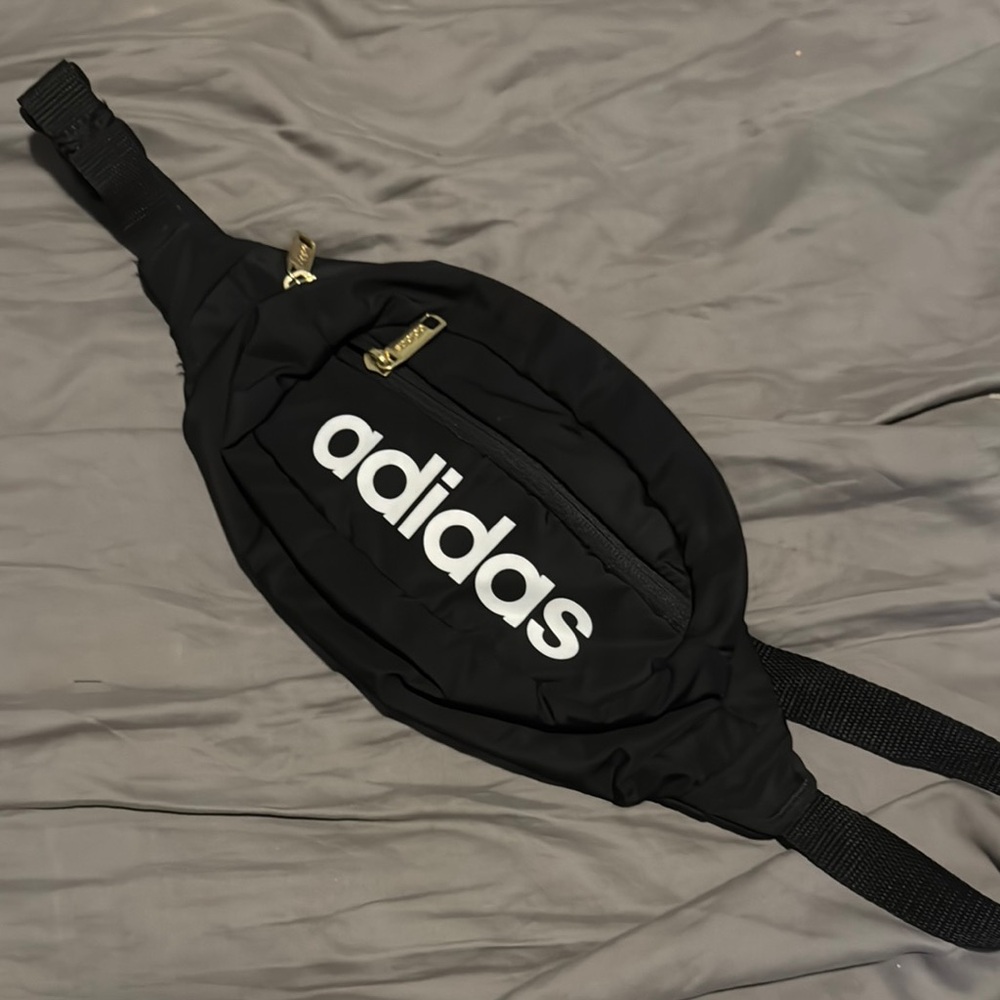 Adidas Black Belt Bag Sporty Durable Design